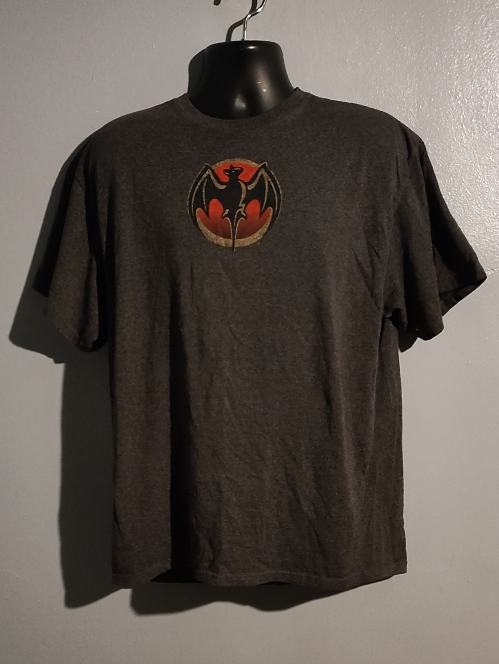 Bacardi Men's Charcoal Grey Short-Sleeve Graphic Tee with Red Accent